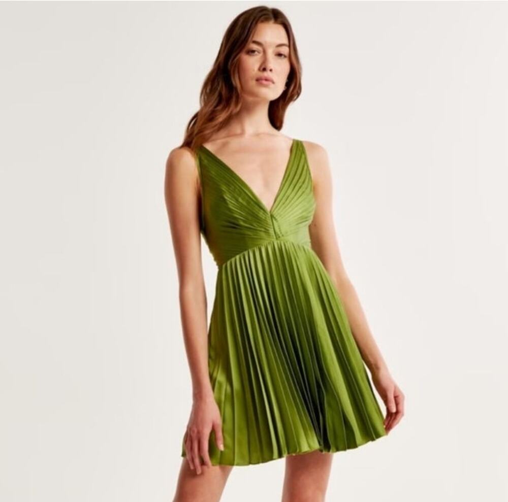 ABERCROMBIE Giselle Pleated Mini Dress Olive Green Medium Tall